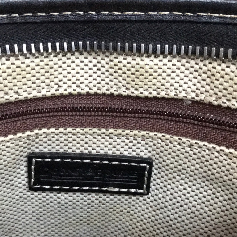 x sold x Dooney & Bourke mini purse - Picture 4 of 5